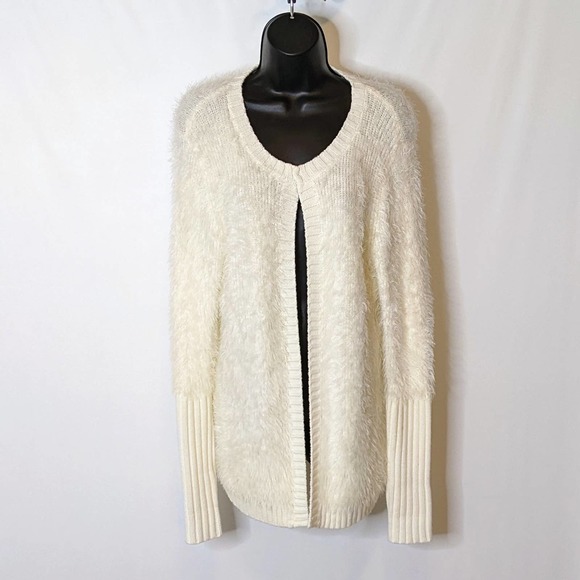 Flying Tomato Sweaters - Flying Tomato Soft Fuzzy Creamy White Cardigan Sweater Size M NWOT